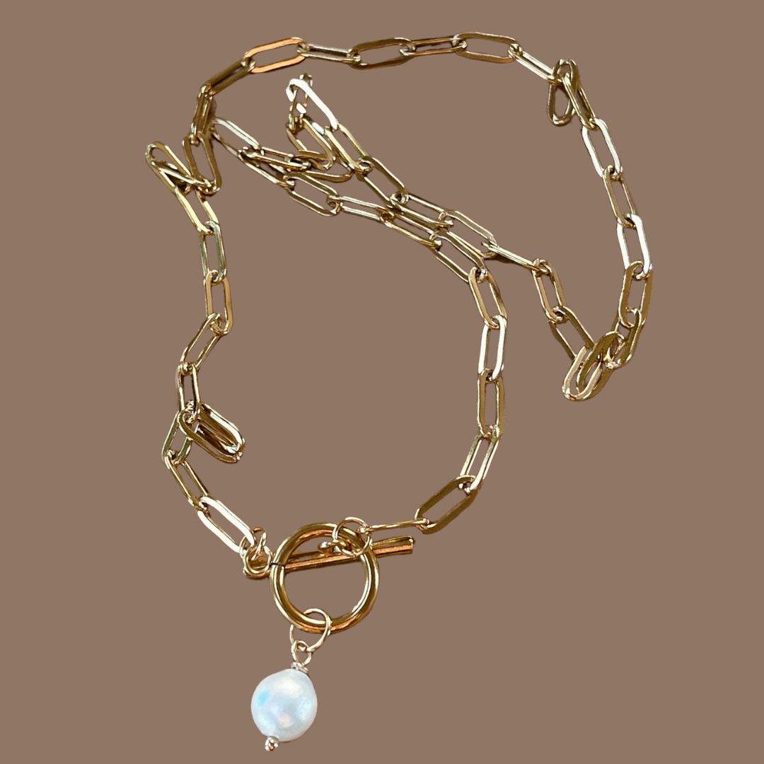 Golden Waves Pearl Necklace